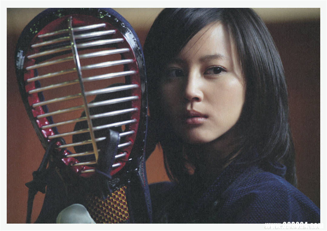 堀北真希、黑木明纱百合写真集《missmatch》高清全本