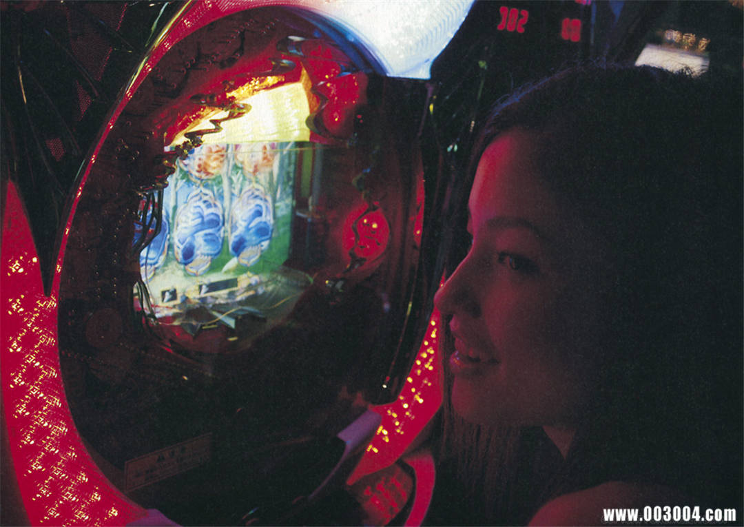 堀北真希、黑木明纱百合写真集《missmatch》高清全本