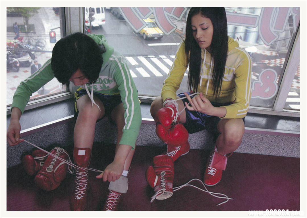 堀北真希、黑木明纱百合写真集《missmatch》高清全本