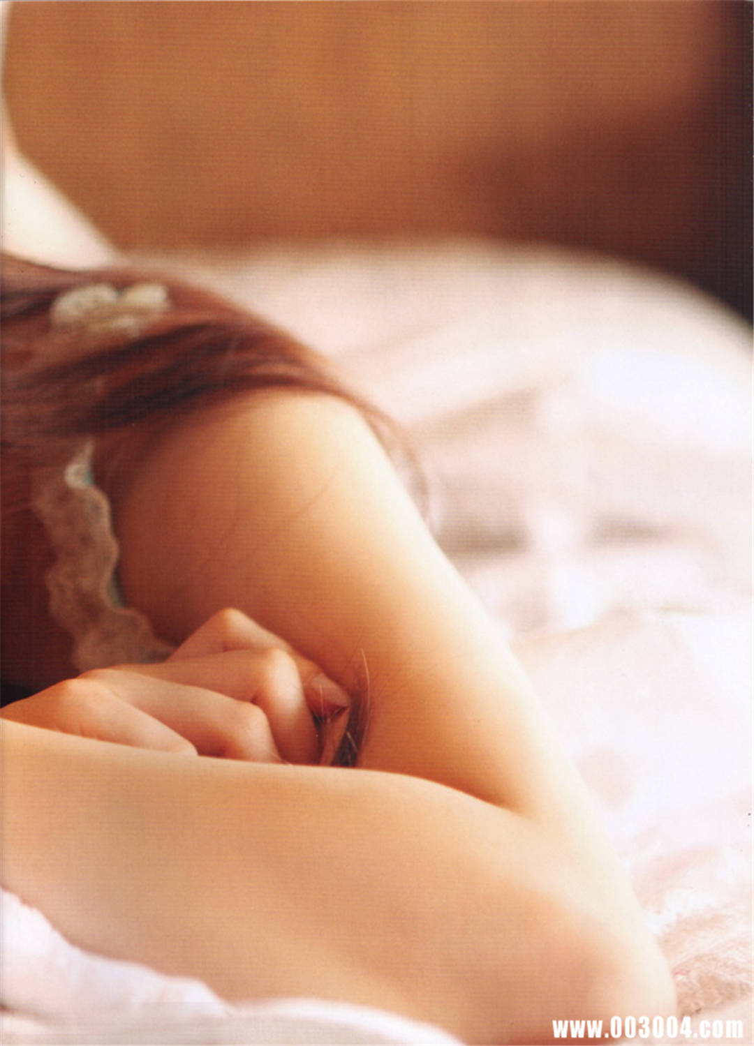 小嶋阳菜写真集《女の子の神様》高清全本