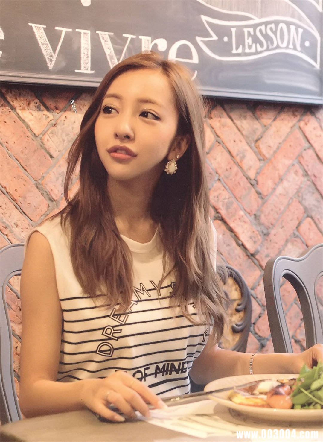 板野友美10周年纪念日写真集《Luv U》高清全本