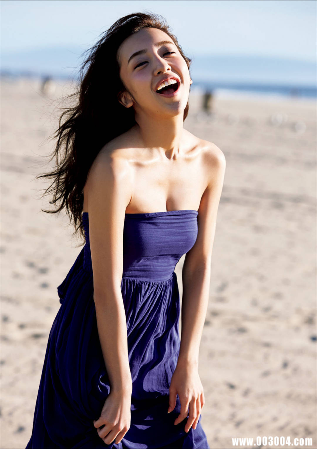 小虎牙 | 板野友美写真集《Wanderer》