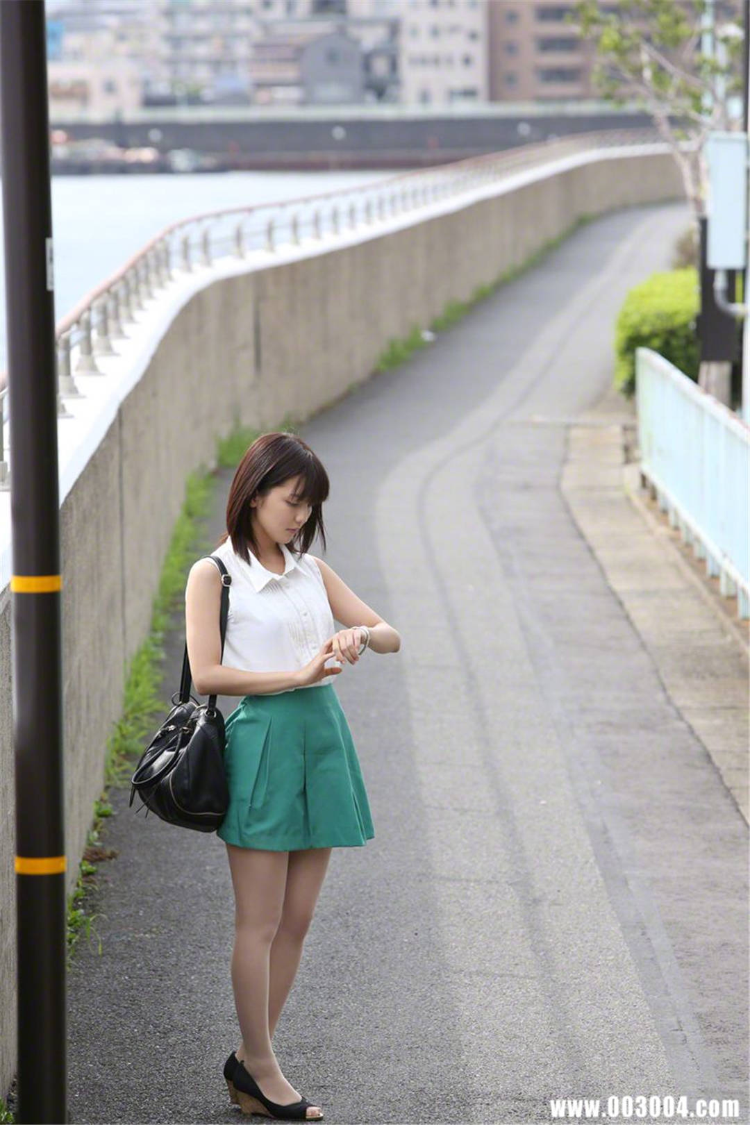 真野惠里菜写真集《NO.131 Erina Mano》