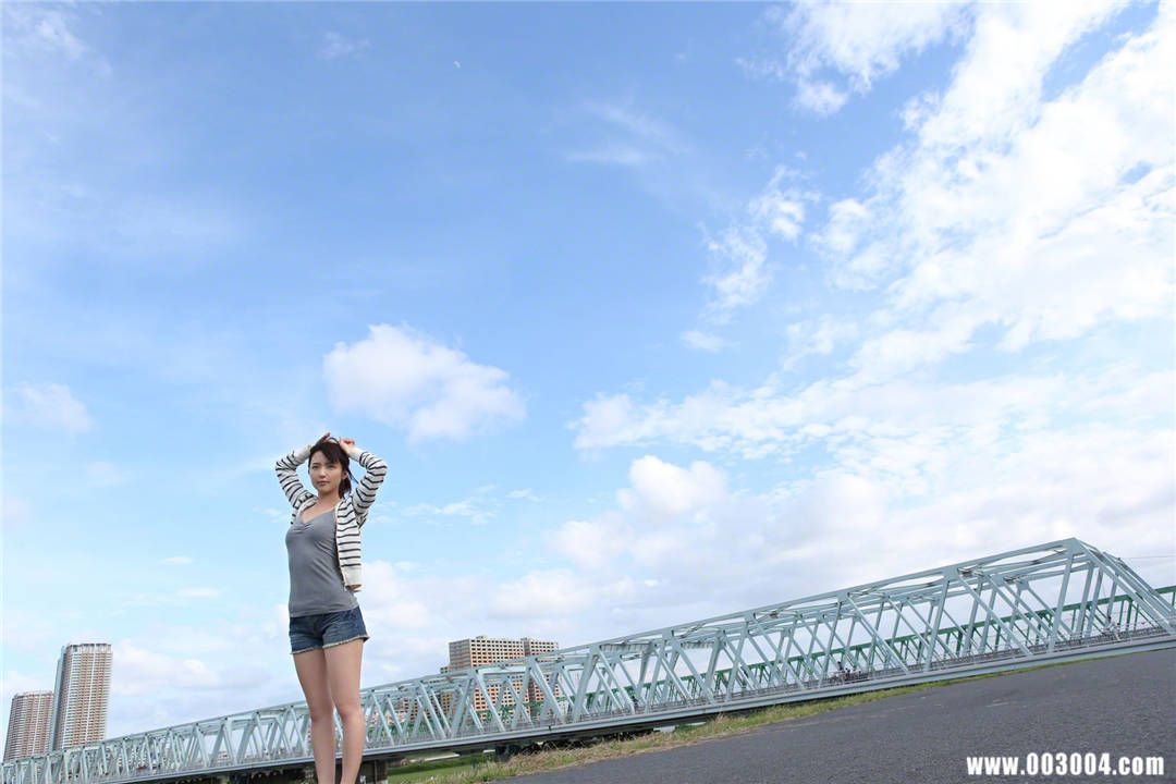 真野惠里菜写真集《NO.131 Erina Mano》