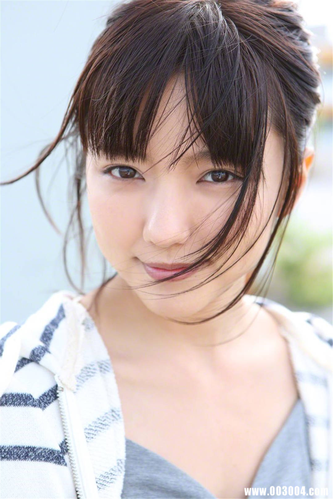 真野惠里菜写真集《NO.131 Erina Mano》