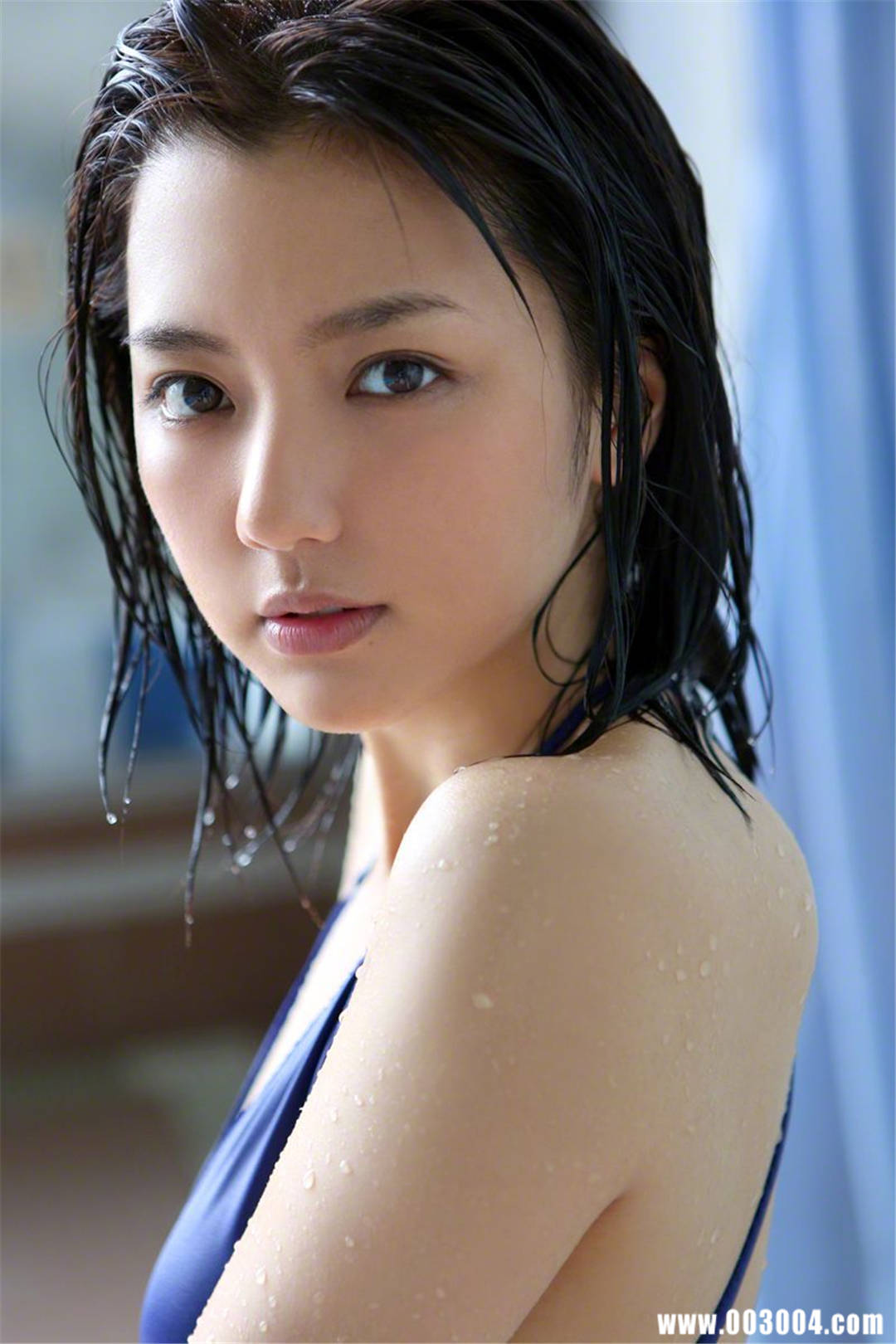 真野惠里菜写真集《NO.131 Erina Mano》