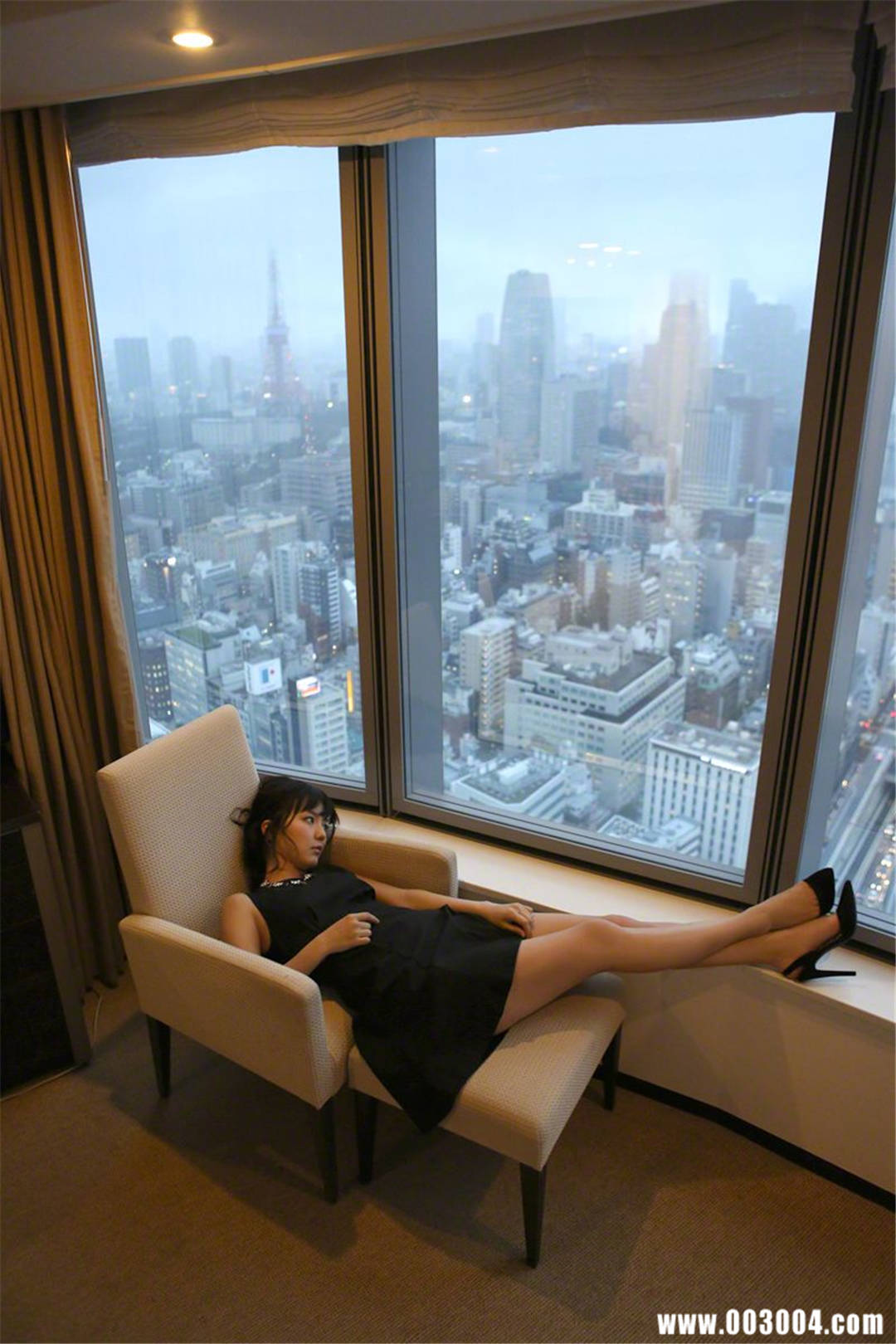 真野惠里菜写真集《NO.131 Erina Mano》