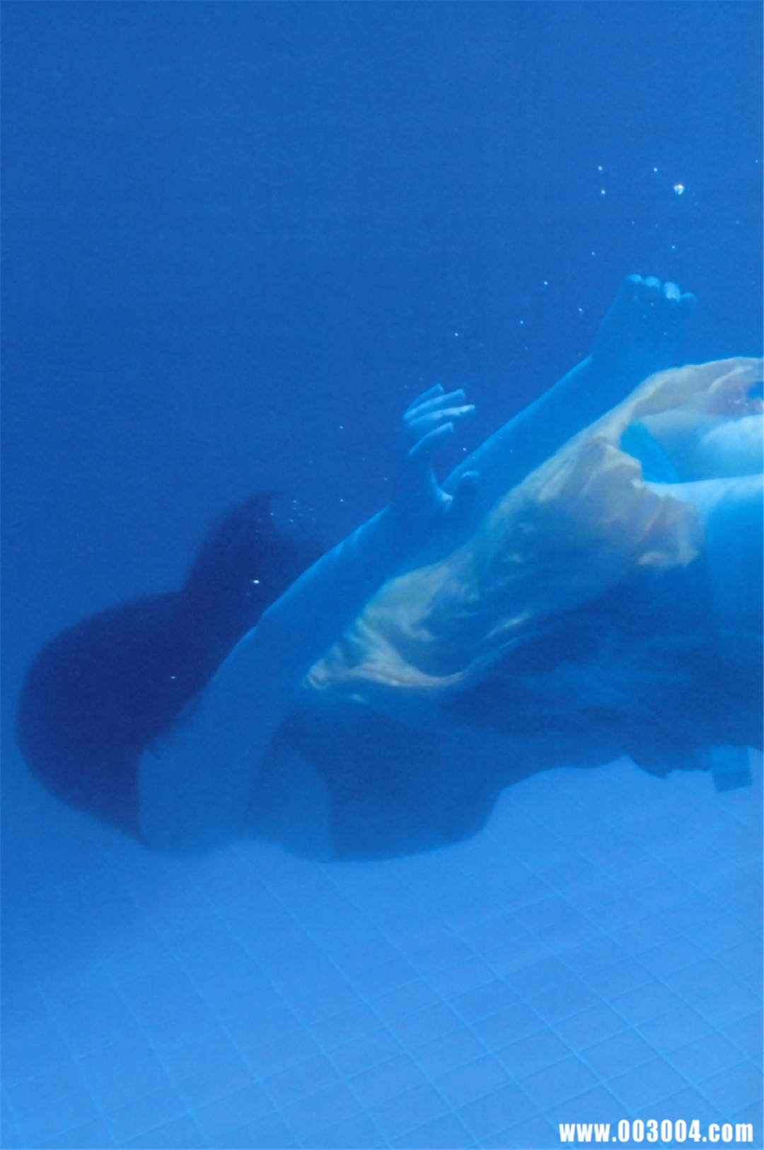 筱崎爱写真集《Love Scenes》高清全本