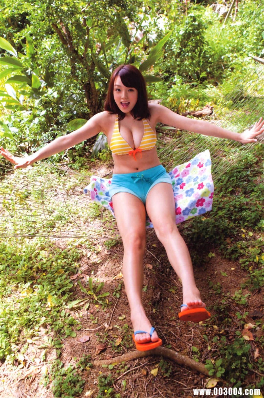 筱崎爱写真集《Love Scenes》高清全本