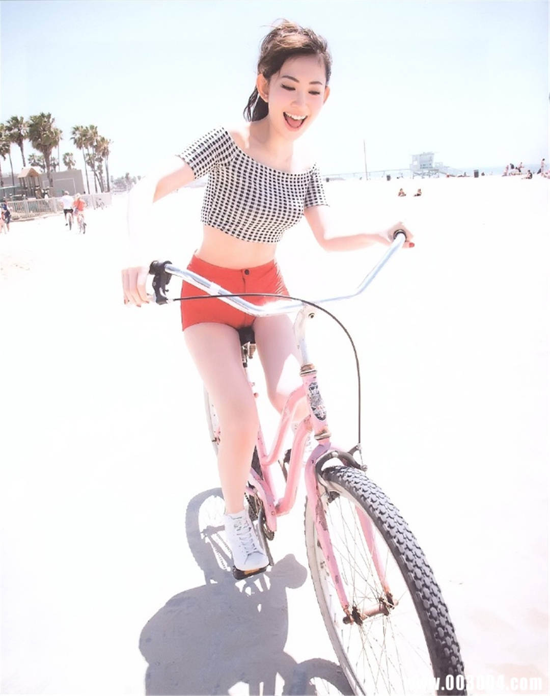 永远の大众情人 | 小嶋阳菜写真集《どうする》高清全本