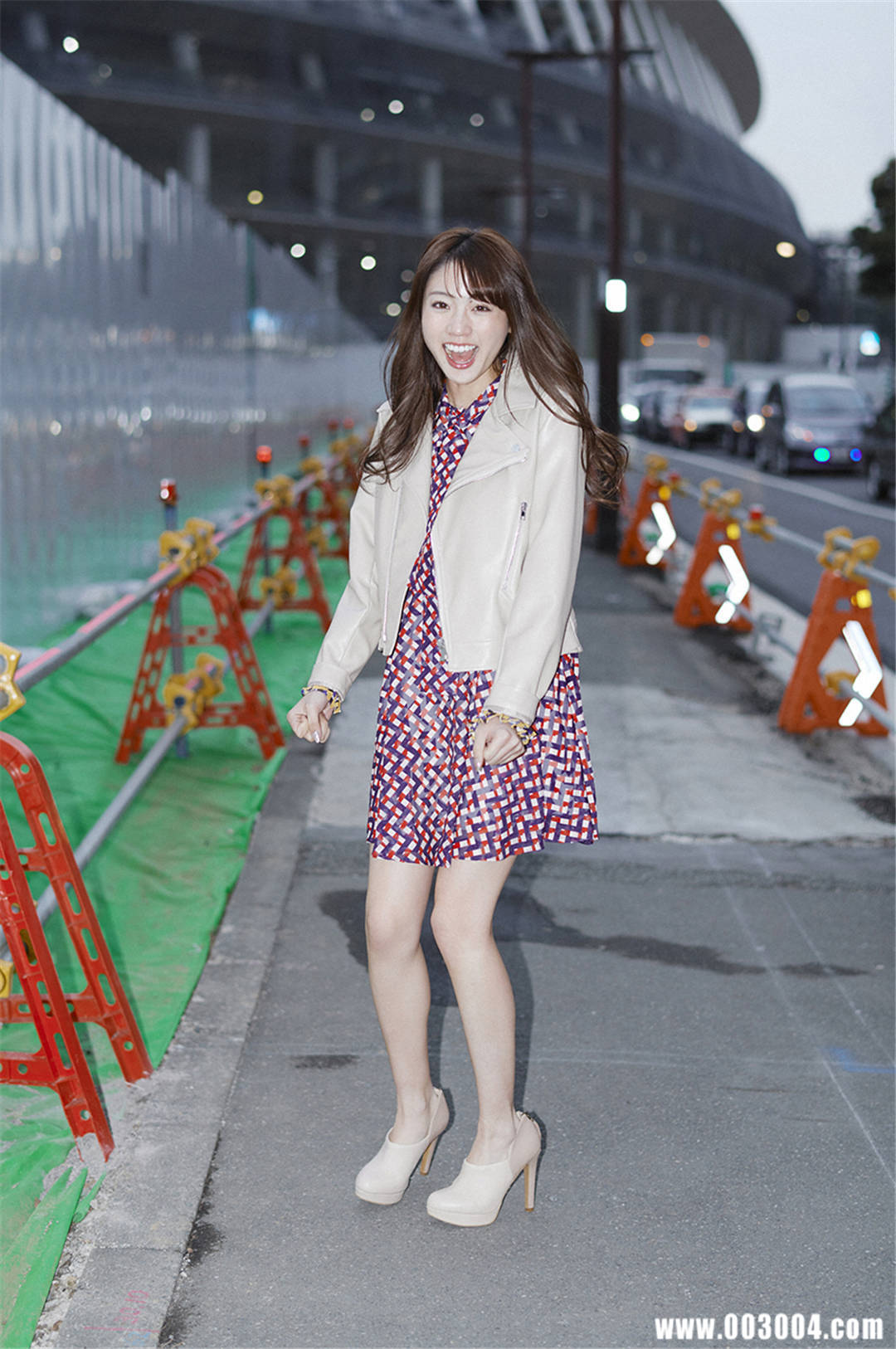 高司舞 | 志田友美写真集《東京物語》