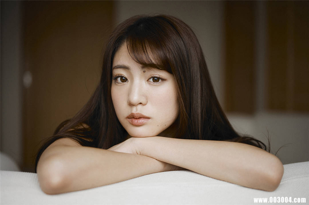 高司舞 | 志田友美写真集《東京物語》