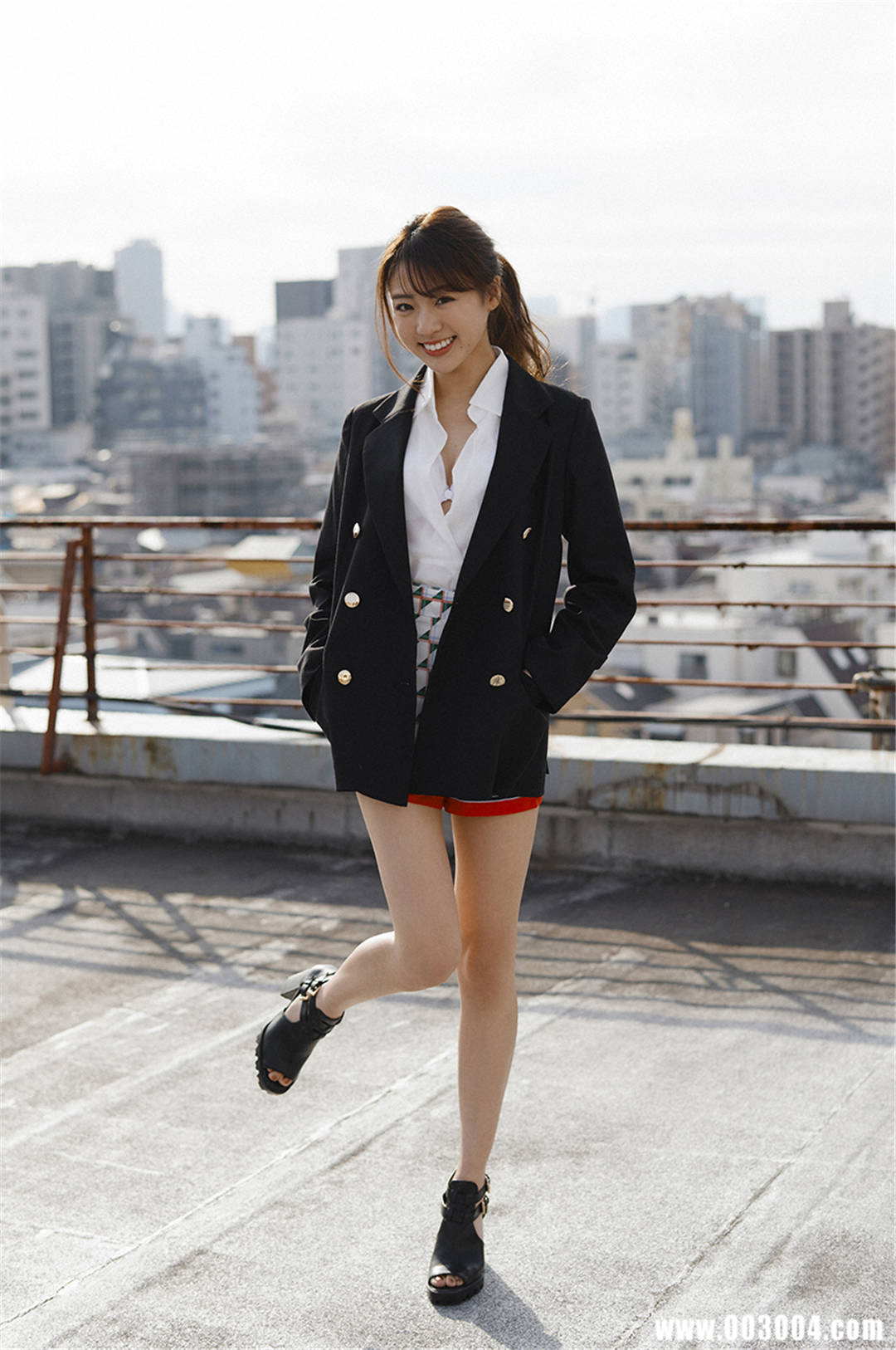 高司舞 | 志田友美写真集《東京物語》