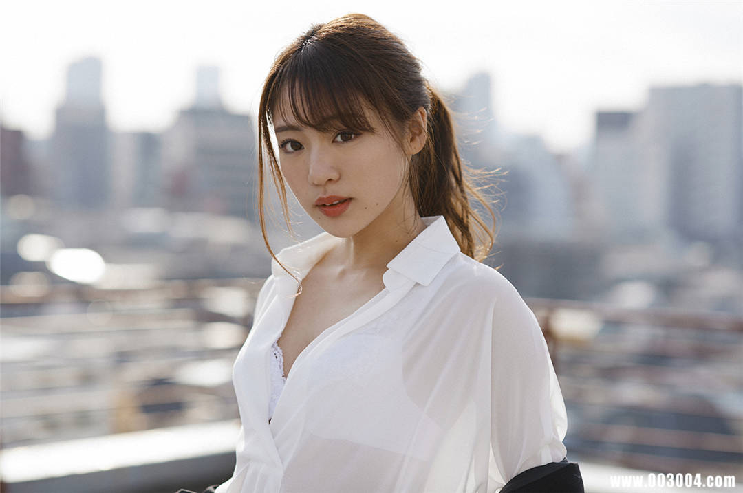 高司舞 | 志田友美写真集《東京物語》