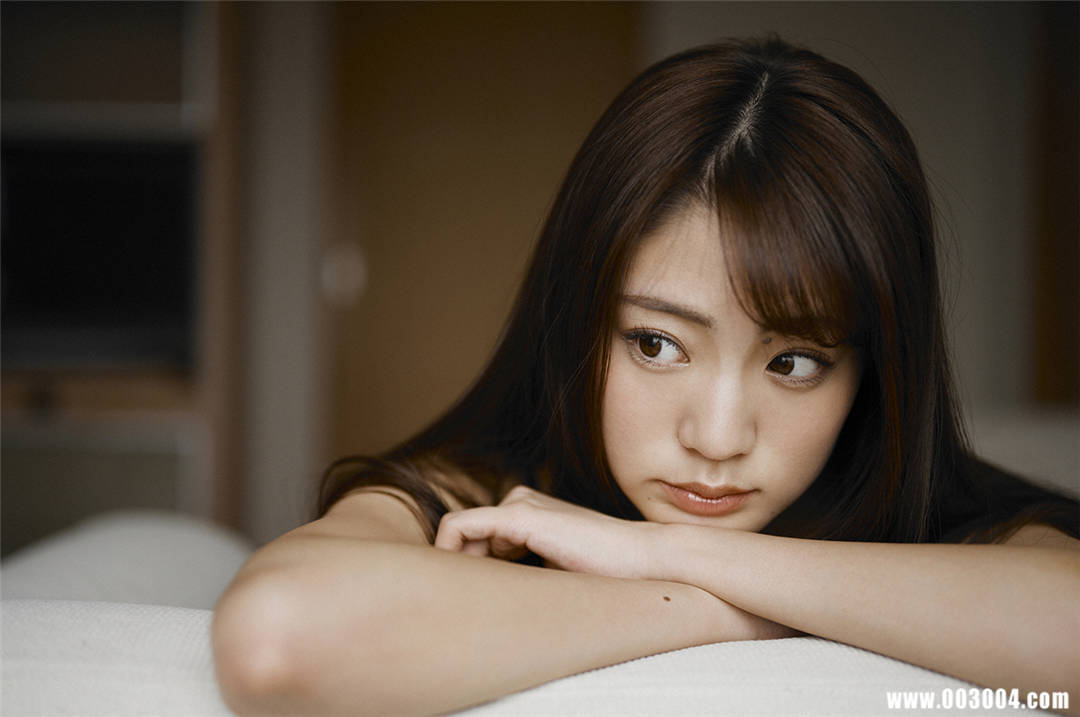 高司舞 | 志田友美写真集《東京物語》