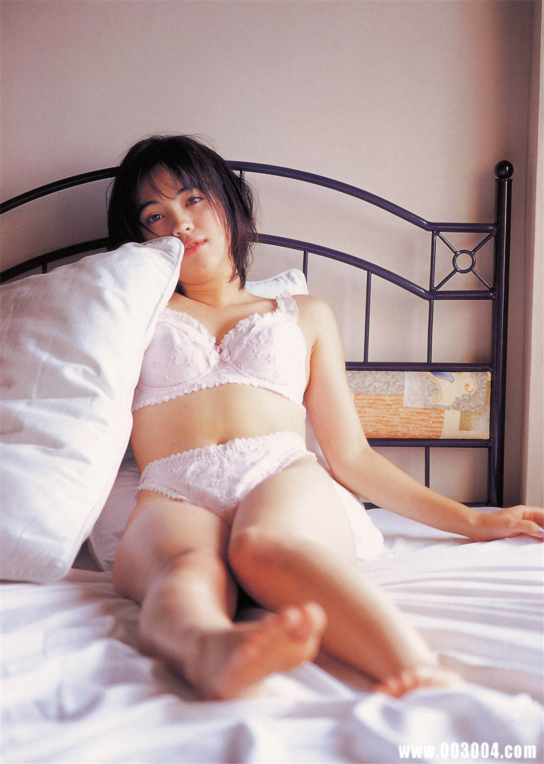 永井流奈写真集《なんでぇ？》高清全本