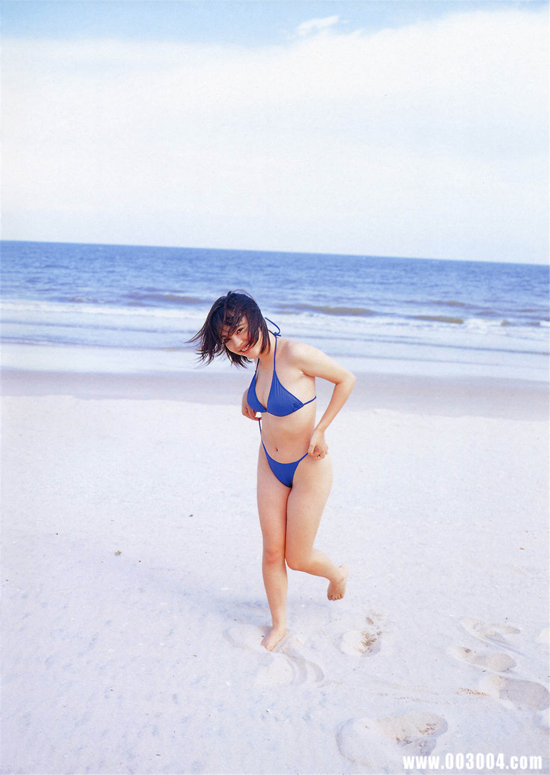 永井流奈写真集《なんでぇ？》高清全本