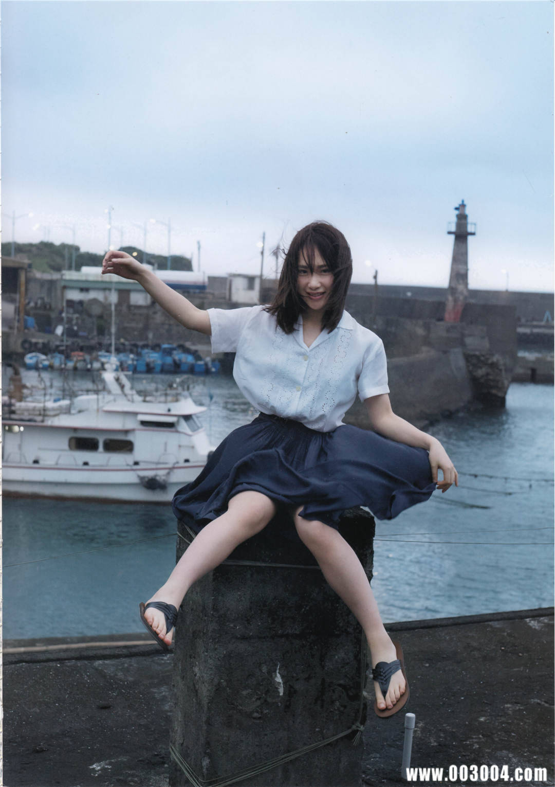 “噶宝” | 高桥朱里1st写真集《暧昧な自分》