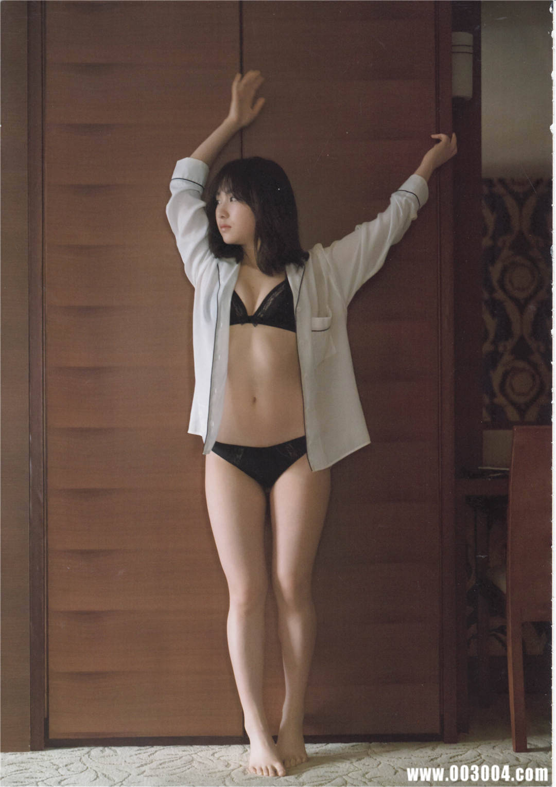 “噶宝” | 高桥朱里1st写真集《暧昧な自分》