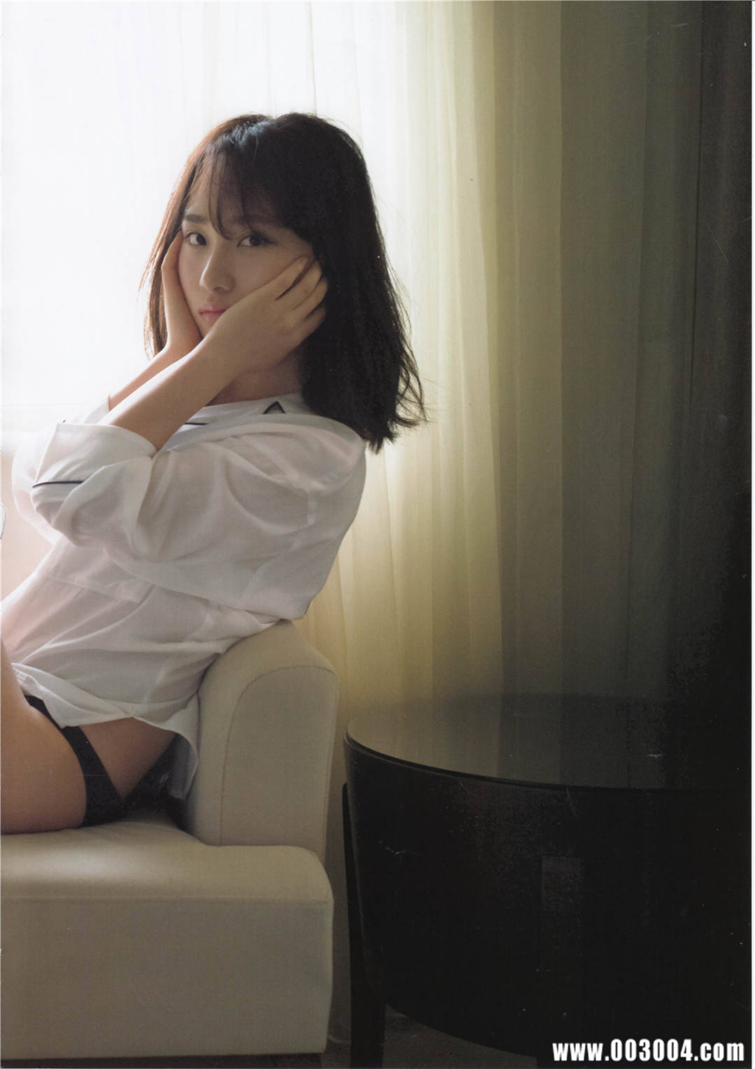 “噶宝” | 高桥朱里1st写真集《暧昧な自分》