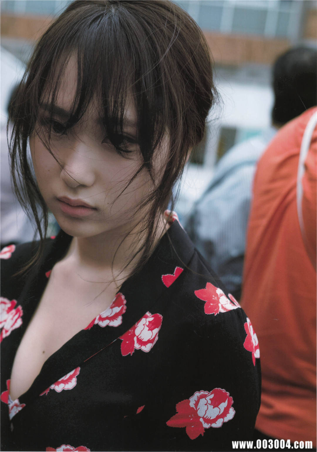 “噶宝” | 高桥朱里1st写真集《暧昧な自分》