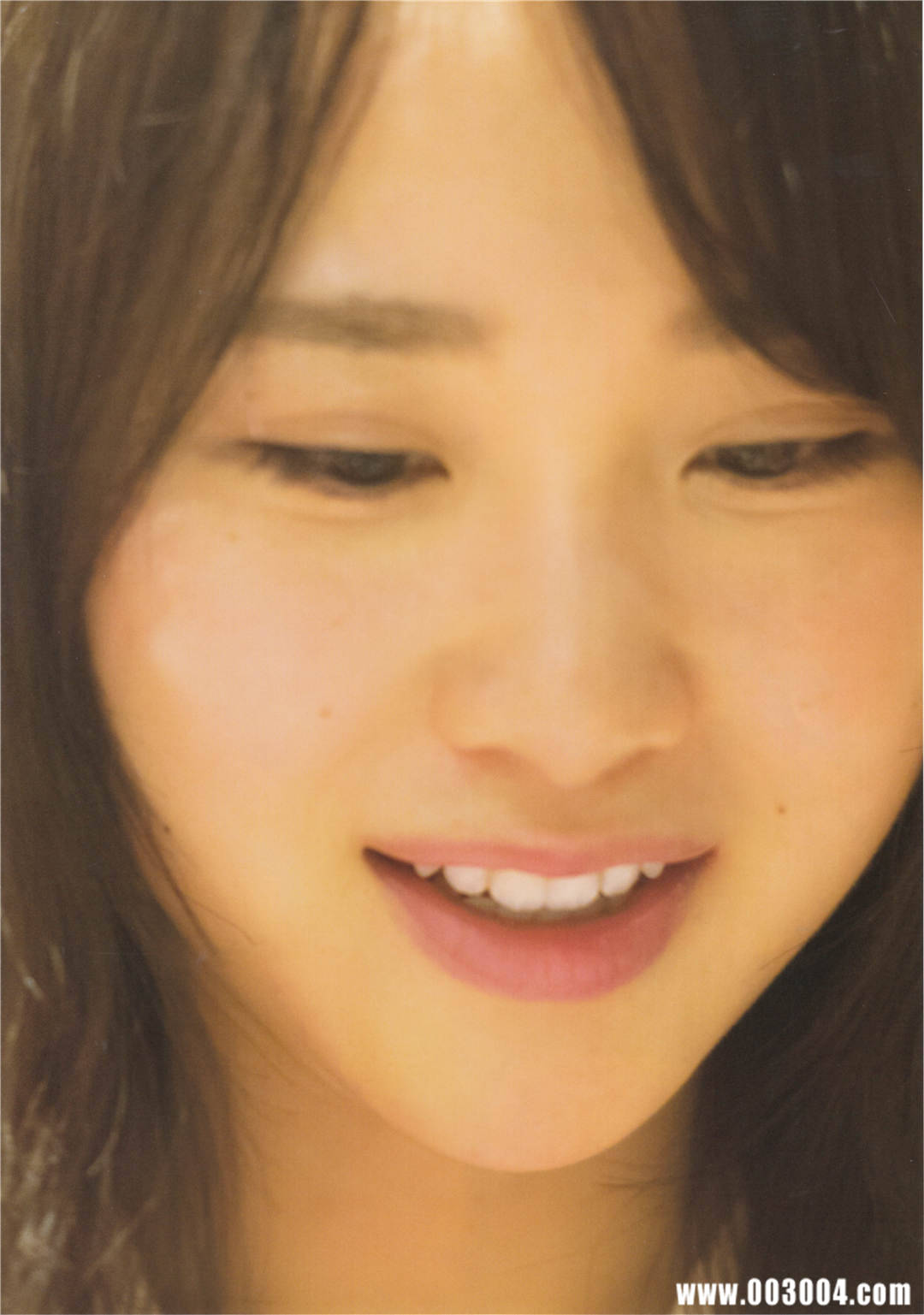 “噶宝” | 高桥朱里1st写真集《暧昧な自分》