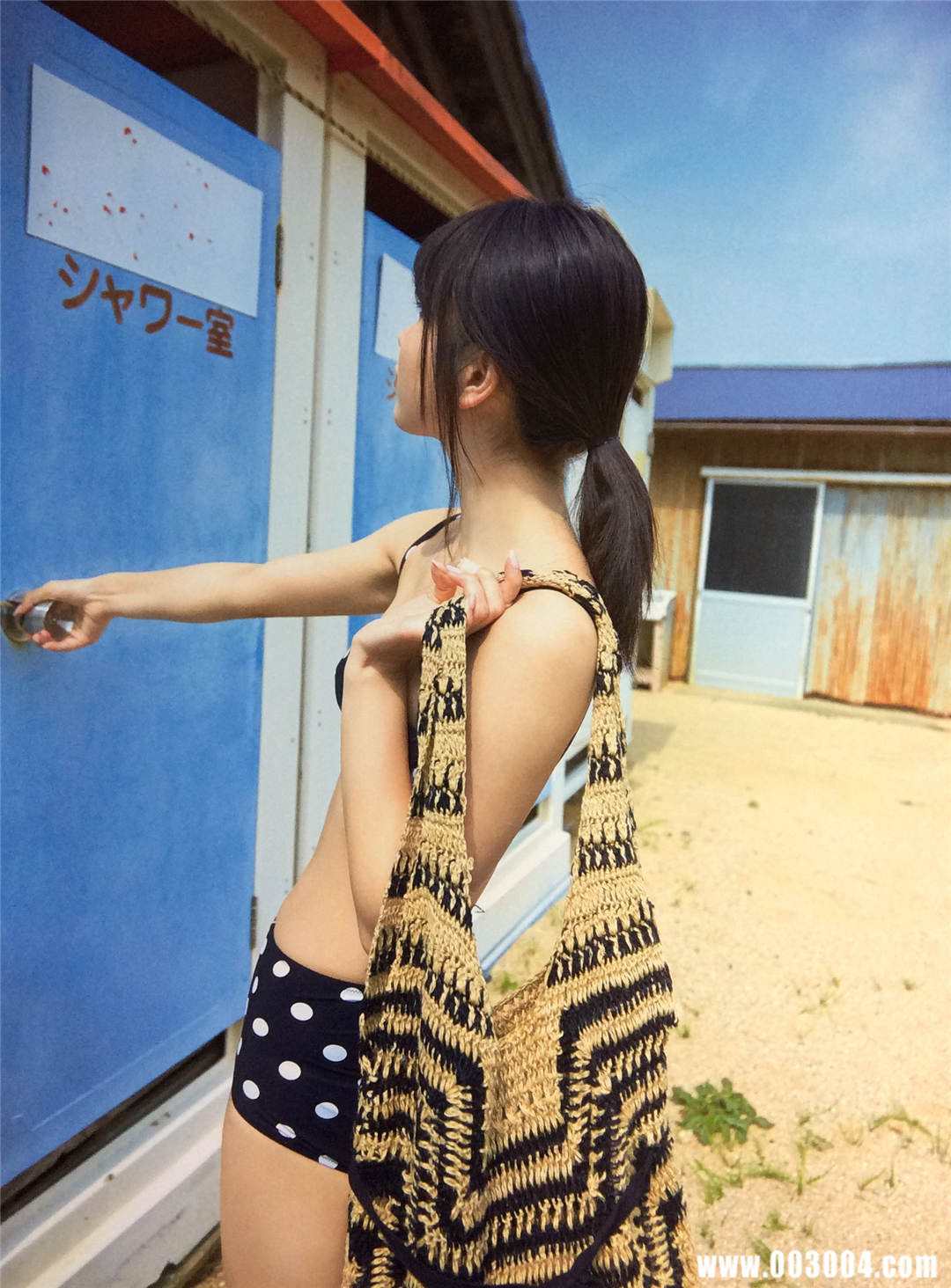 横山由依1ST写真集《ゆいはん》高清全本