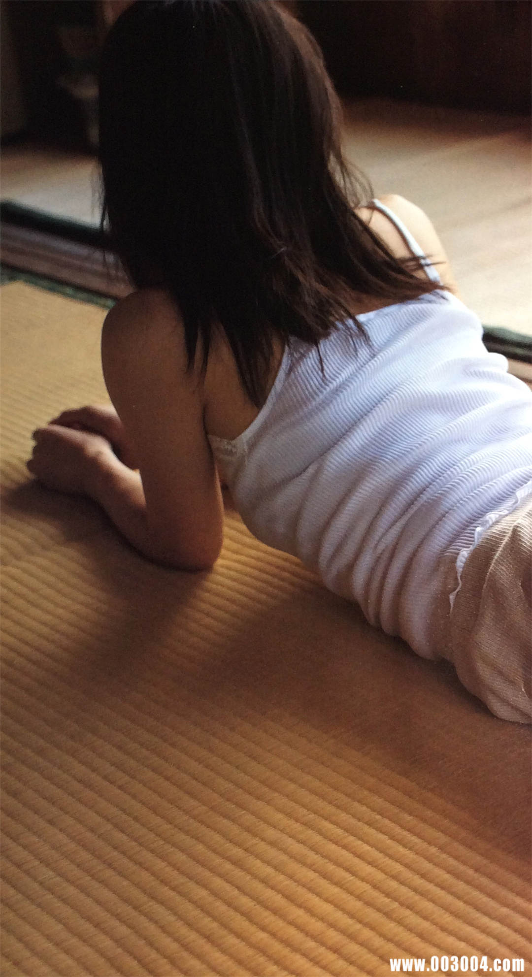 横山由依1ST写真集《ゆいはん》高清全本