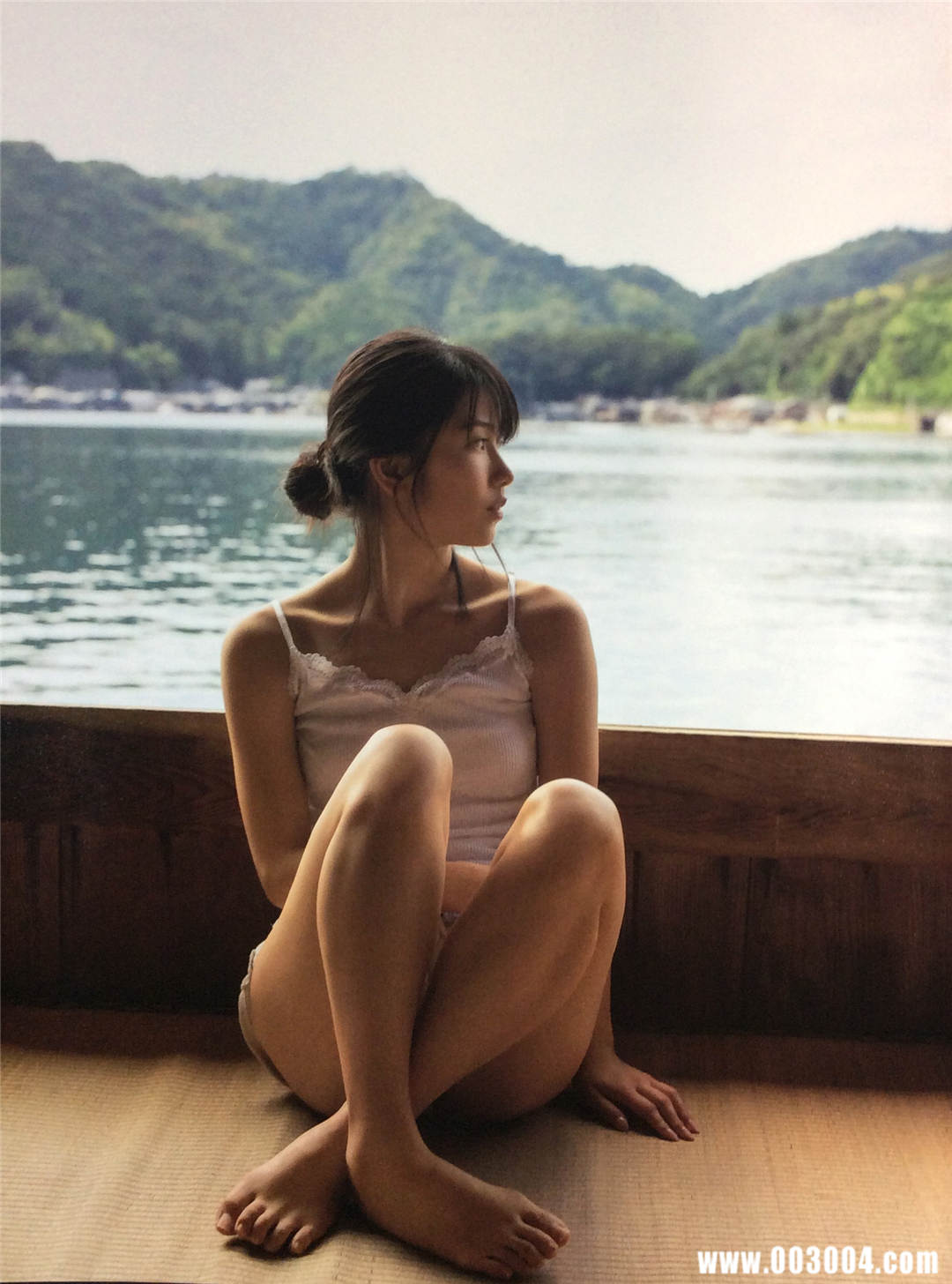 横山由依1ST写真集《ゆいはん》高清全本