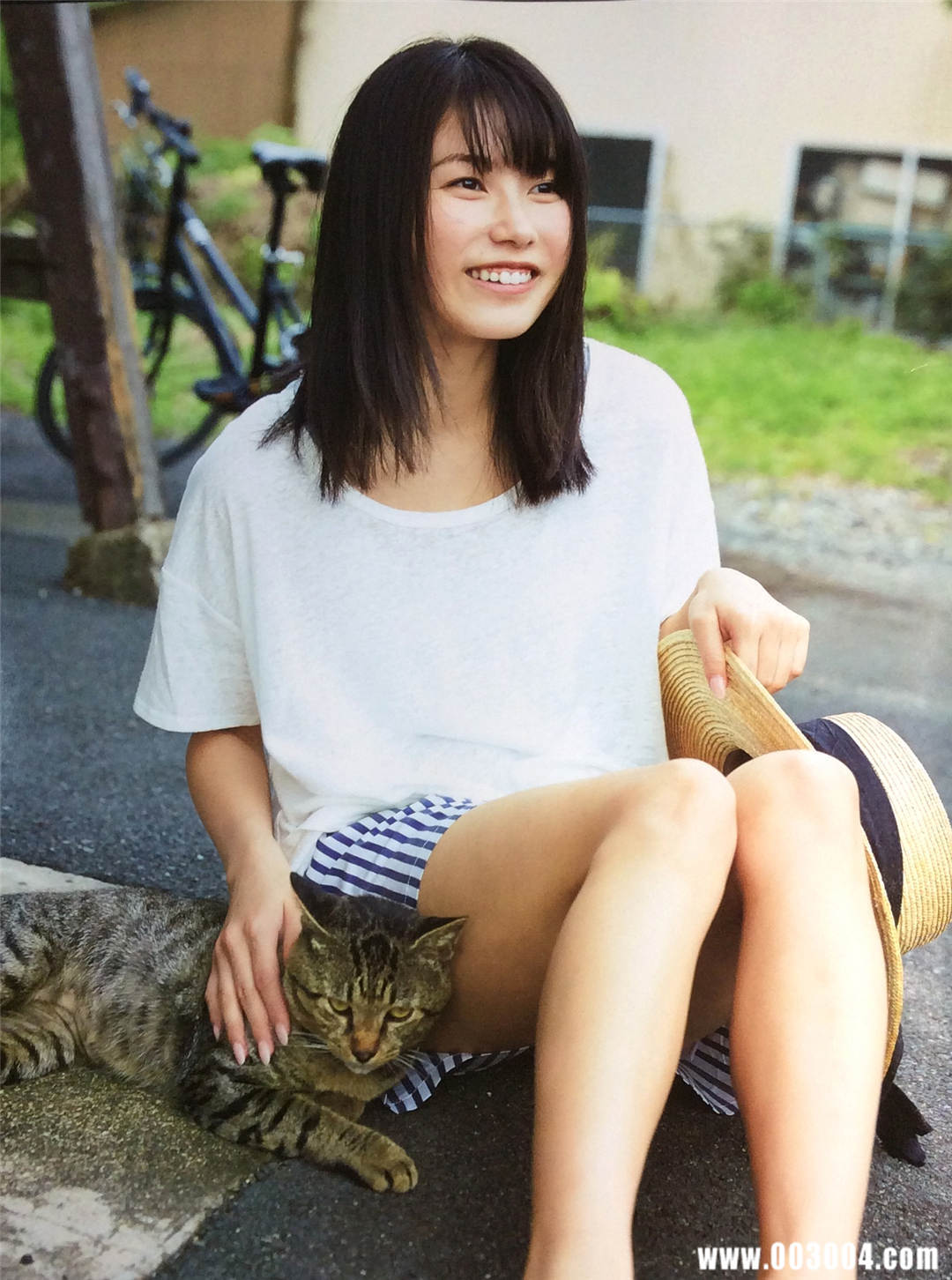 横山由依1ST写真集《ゆいはん》高清全本