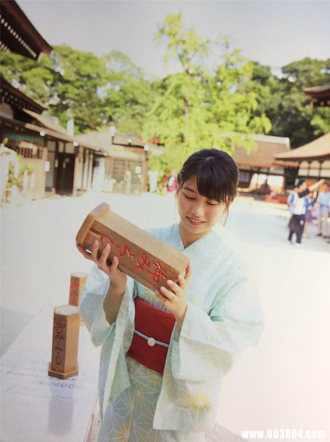 横山由依1ST写真集《ゆいはん》高清全本