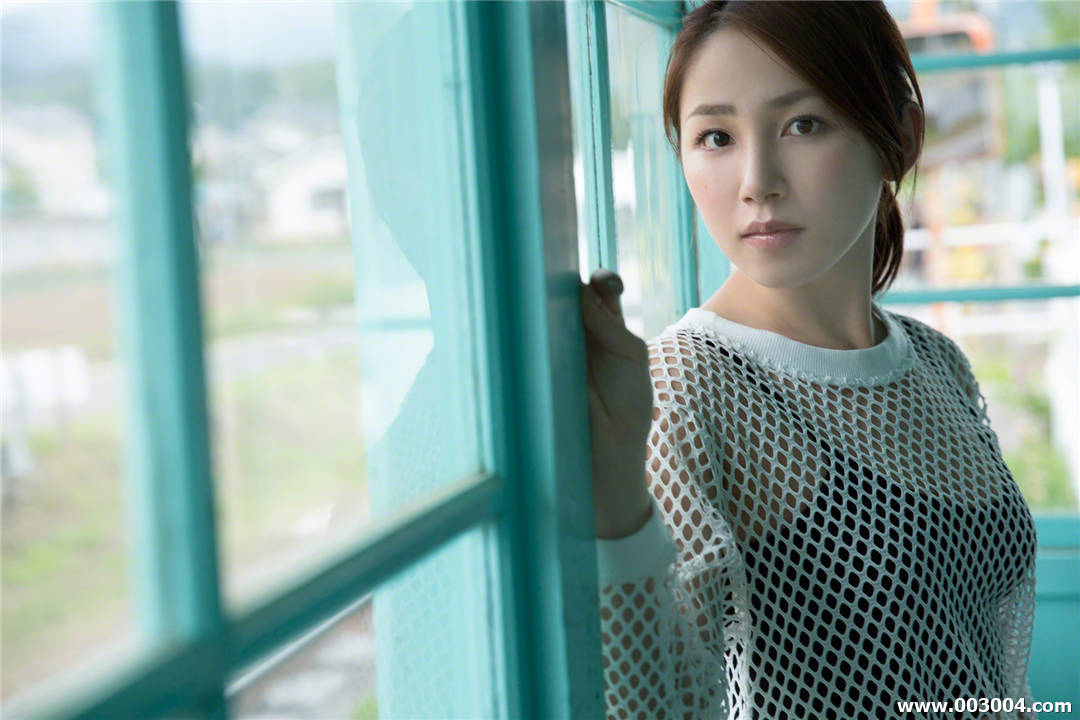 吉川友写真集《 [WBGC] #129 》高清全本