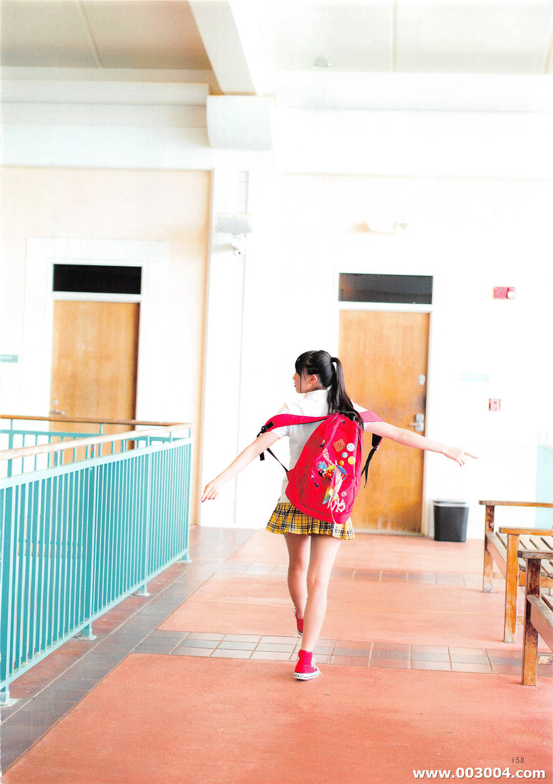 可爱丸子脸 | 木崎尤利娅1st写真集《ぴーす》高清全本