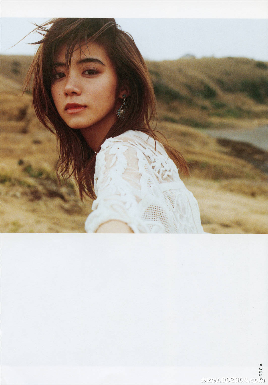 无处安放的迷人魅力 | 池田依来沙写真集《LEVEL19-20》高清全本