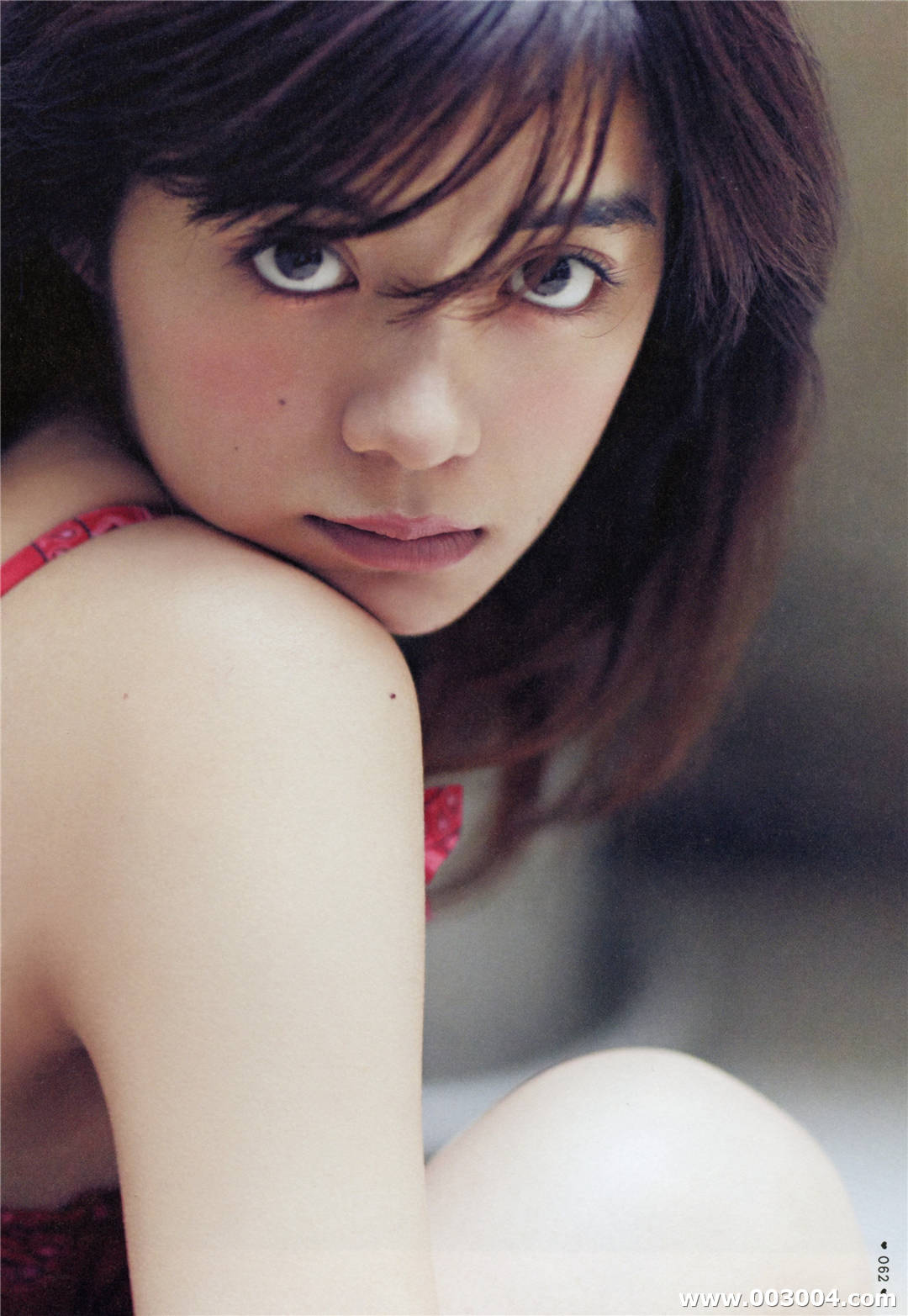 无处安放的迷人魅力 | 池田依来沙写真集《LEVEL19-20》高清全本