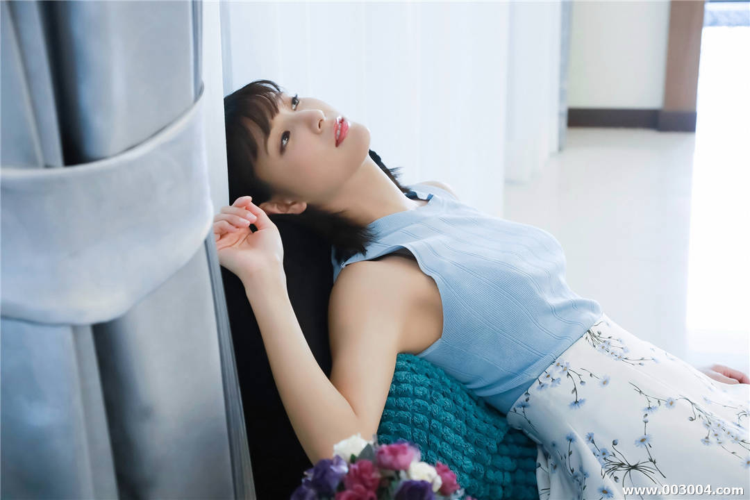 彩川日奈望写真集《ハレンチボディお姉様が南国で》高清全本