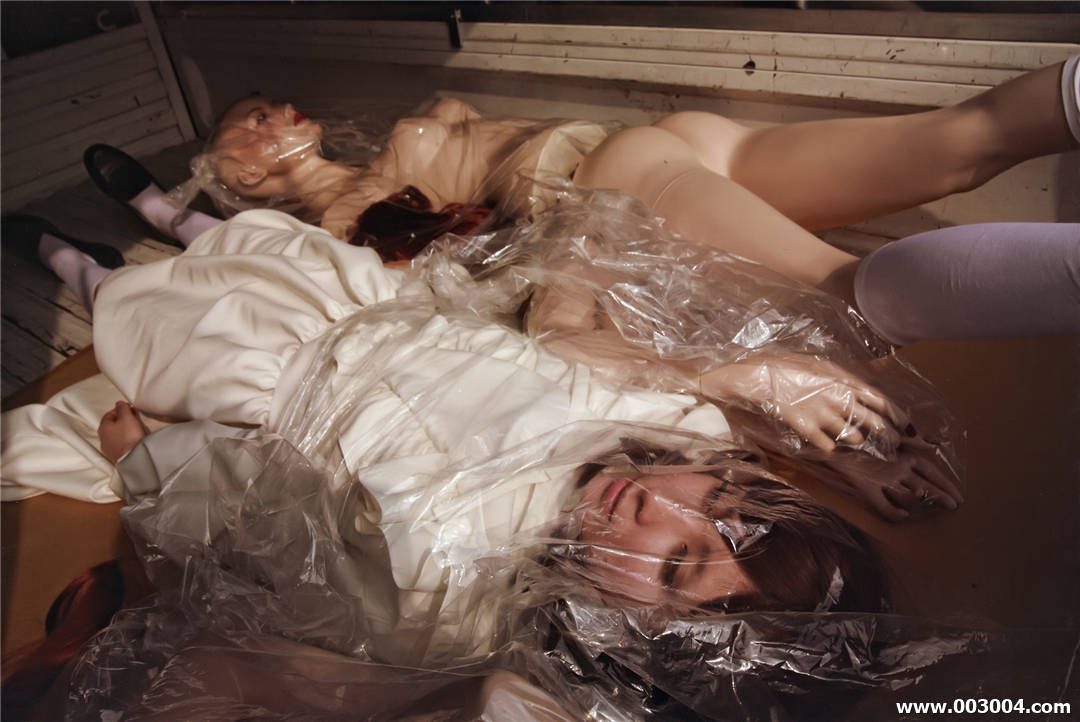 仲村美宇写真集《Real Fake Doll》高清全本