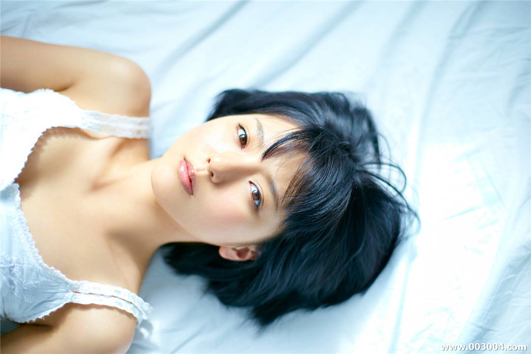 真野惠里菜写真集《[Wanibooks(WBGC)] 2015.09 #135 》高清全本
