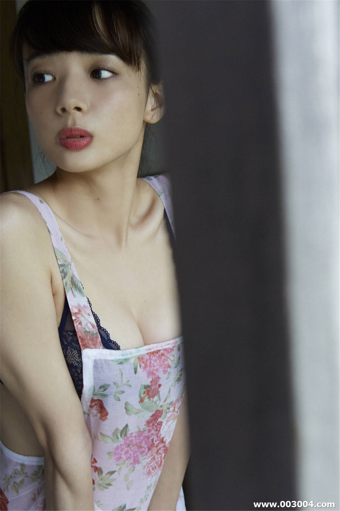 冈田纱佳写真集《しっとり》高清全本