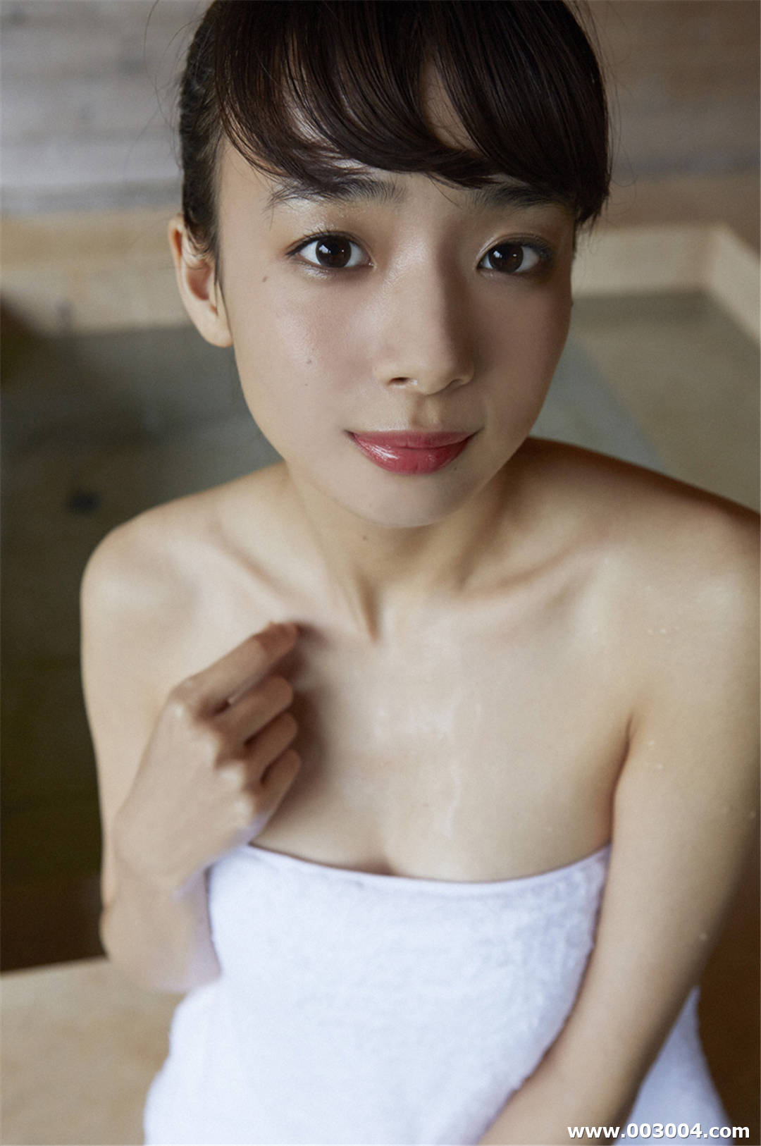 冈田纱佳写真集《しっとり》高清全本