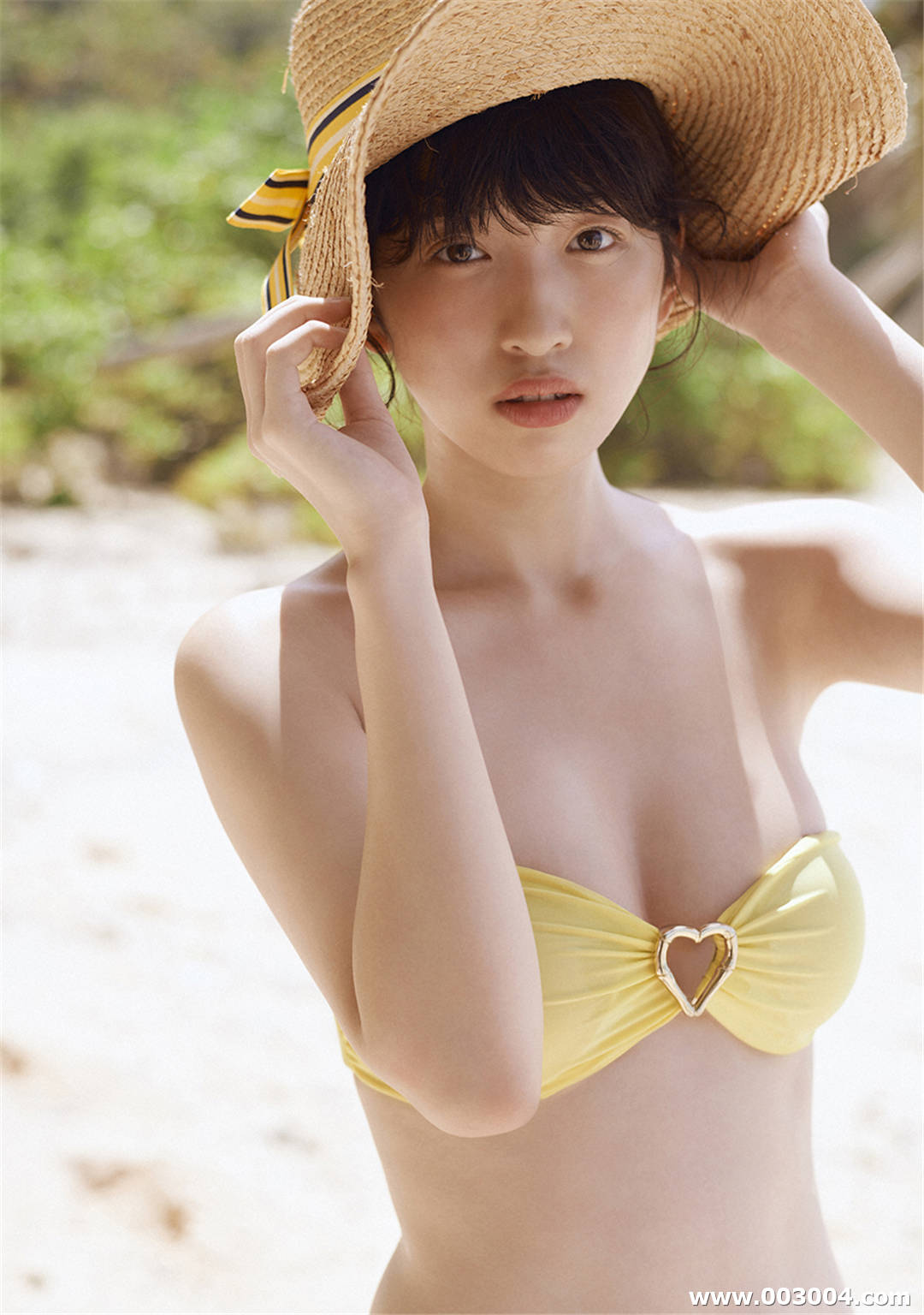 日比美思写真集《ひび みこと ですっ！》高清全本