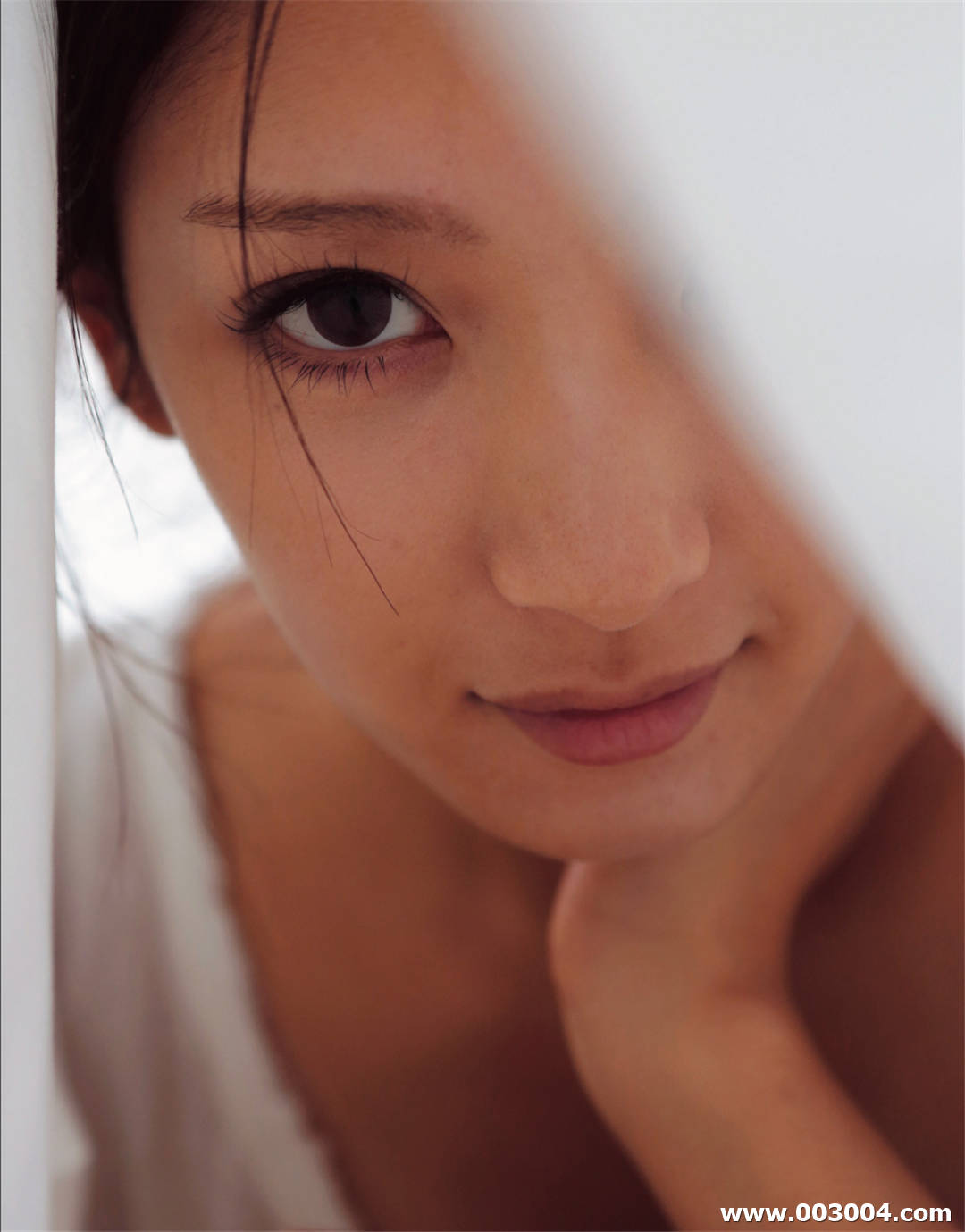 菜菜绪写真集《1028_24 NANAO 菜々緒 超絶美脚》高清全本