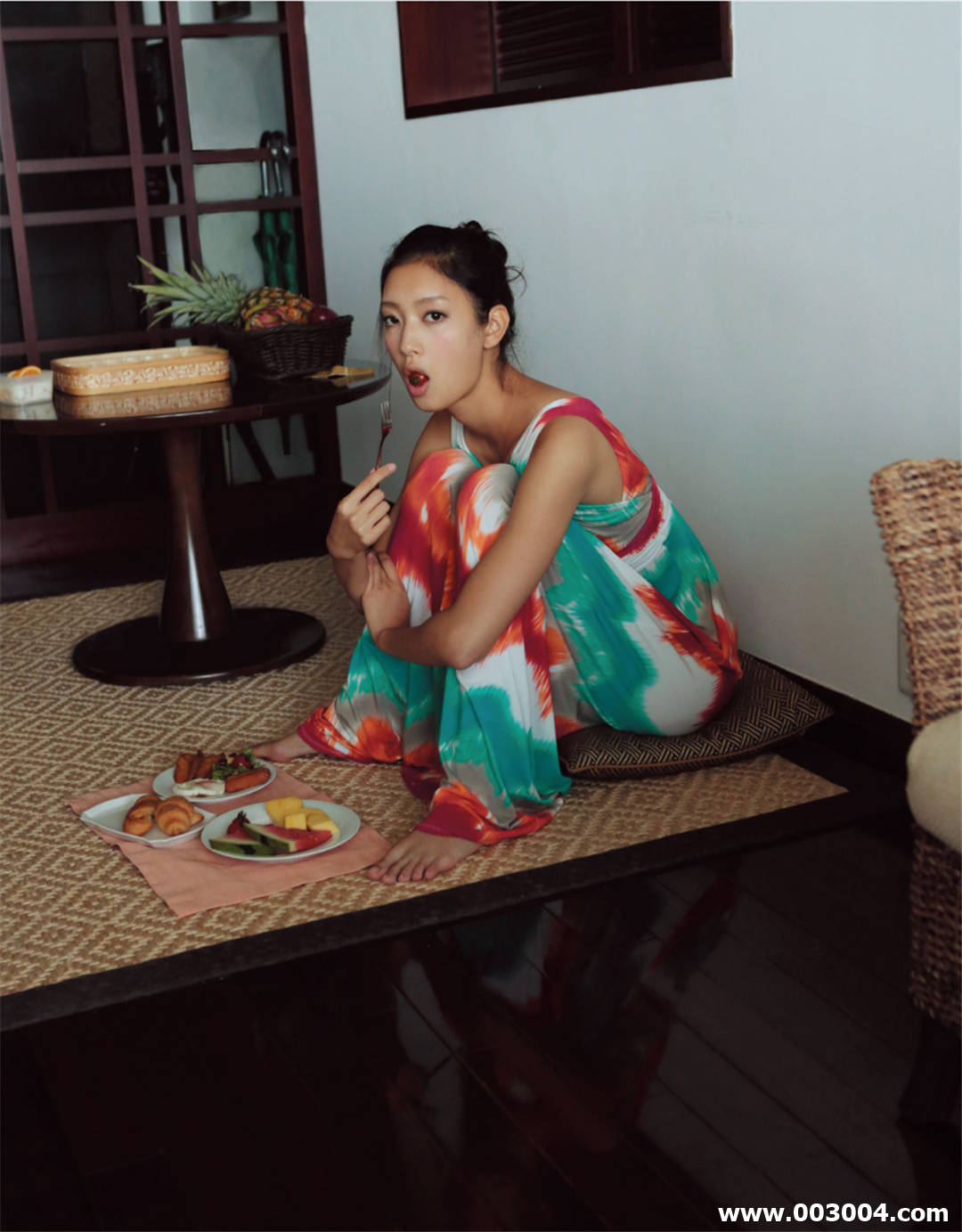 菜菜绪写真集《1028_24 NANAO 菜々緒 超絶美脚》高清全本