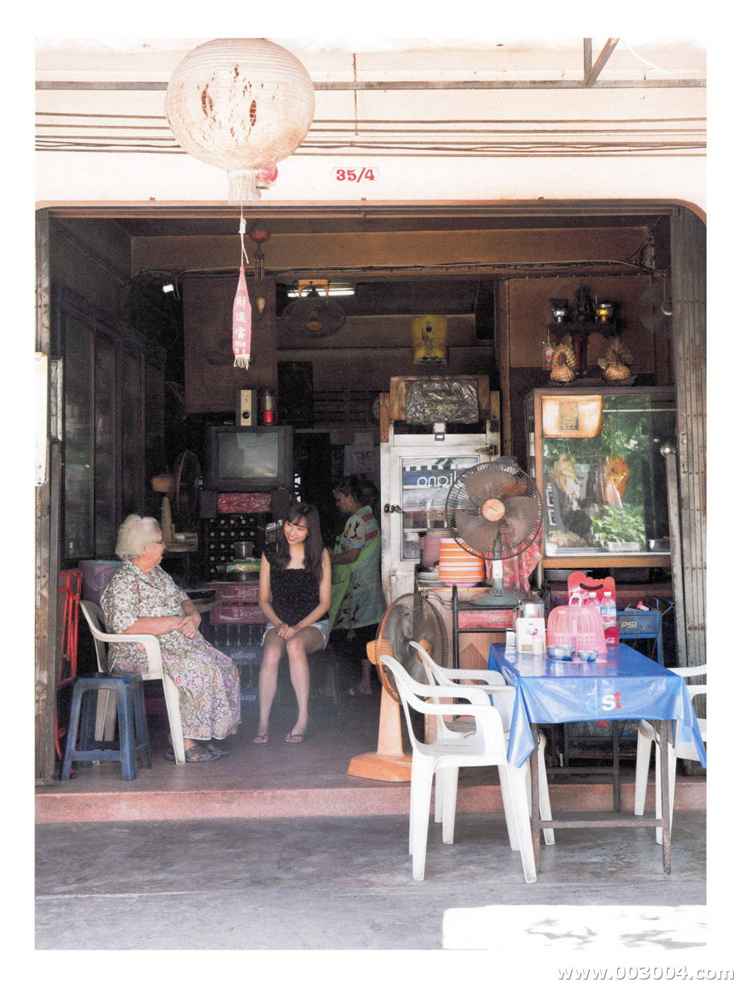 新内真衣1st写真集《どこにいるの》高清全本