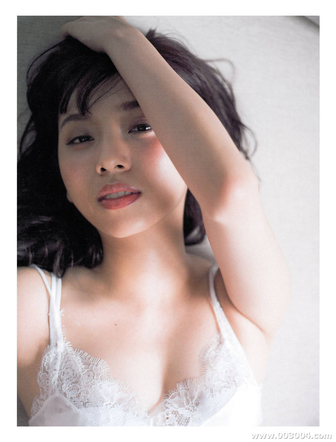 新内真衣1st写真集《どこにいるの》高清全本