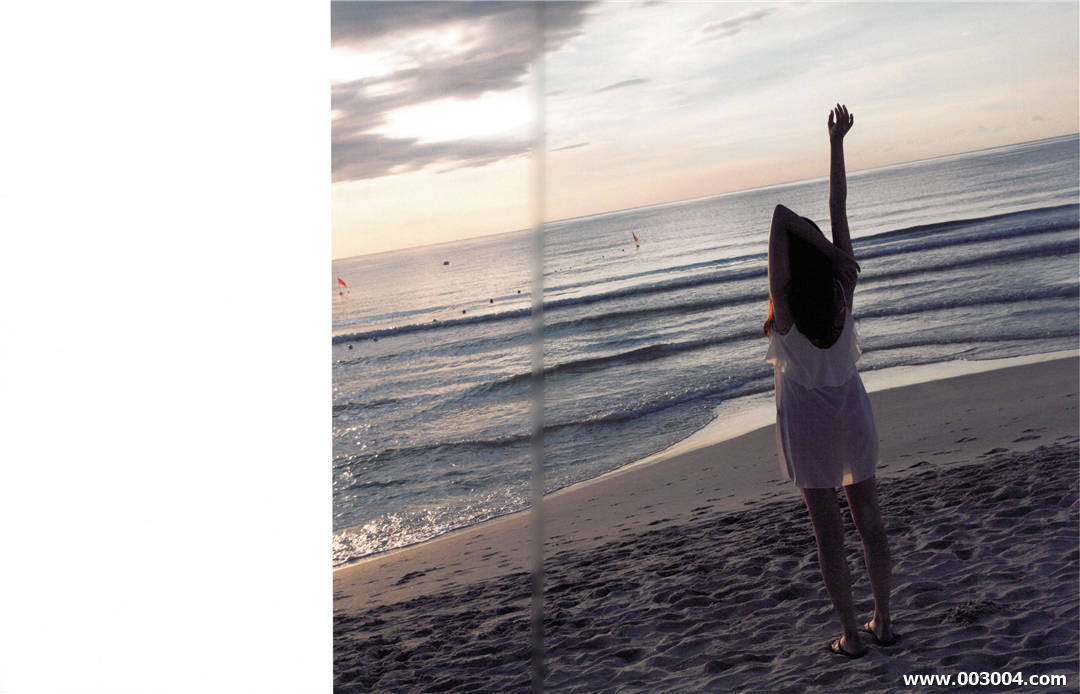 新内真衣1st写真集《どこにいるの》高清全本