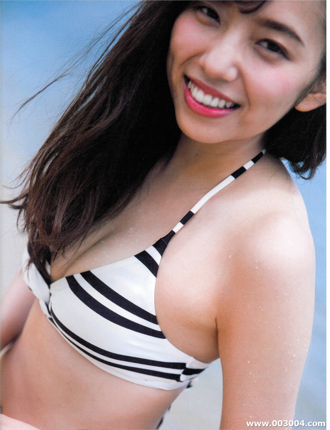 新内真衣1st写真集《どこにいるの》高清全本