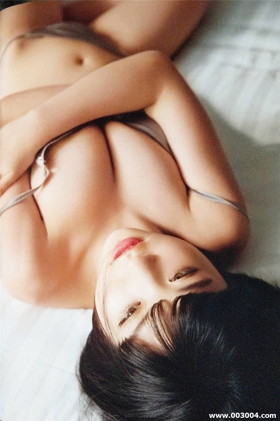 根本凪1st写真集《スピカ》高清全本