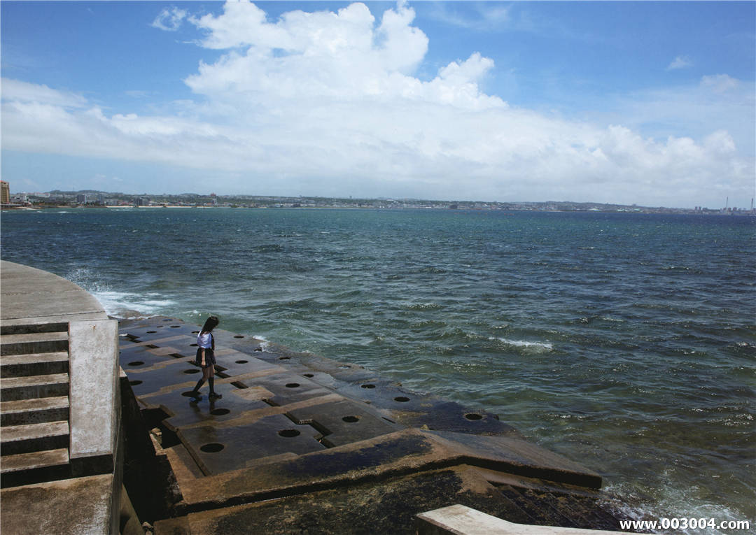 17岁初绽放 | 植村朱莉写真集《AKARI》