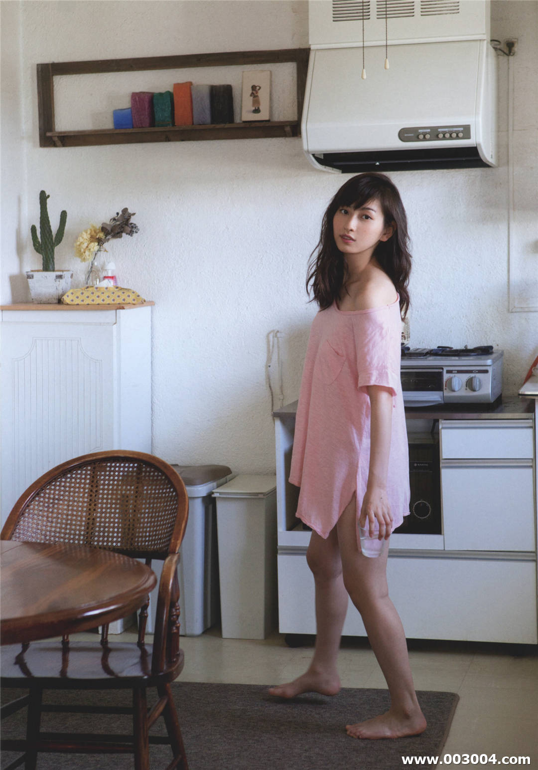 17岁初绽放 | 植村朱莉写真集《AKARI》